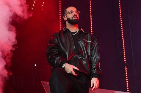 Drake's Luxury Gifts To Fans At The It's All A Blur Tour: A List